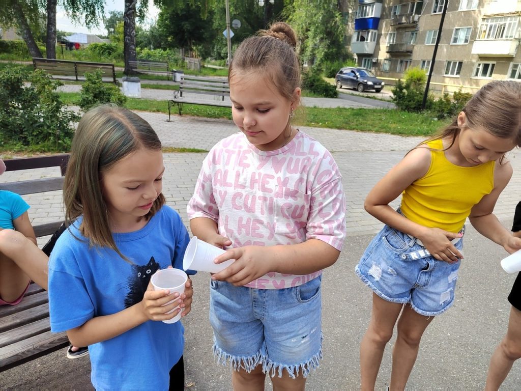 игровая программа "На Ивана на Купала обливай кого попало"