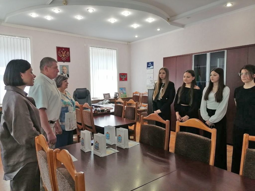Церемония награждения, посвященная вручению медалей «За особые успехи в учении» II степени