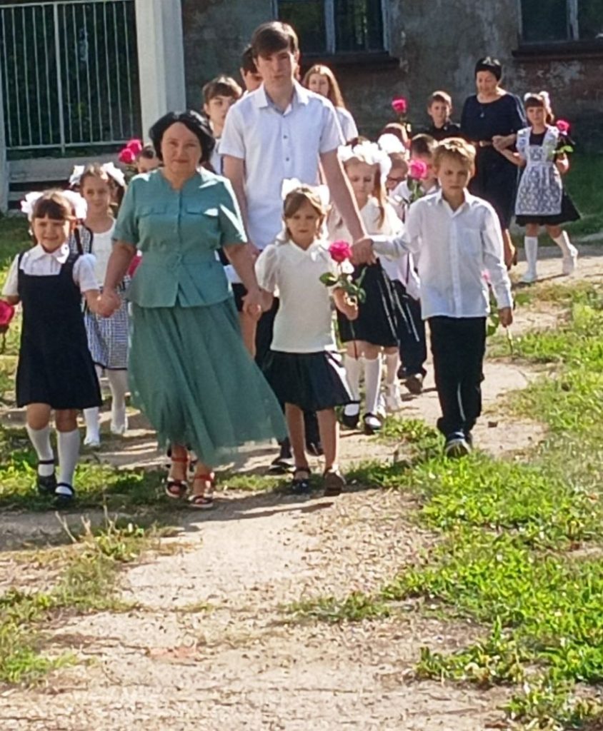 Торжественная линейка, посвященная Дню знаний