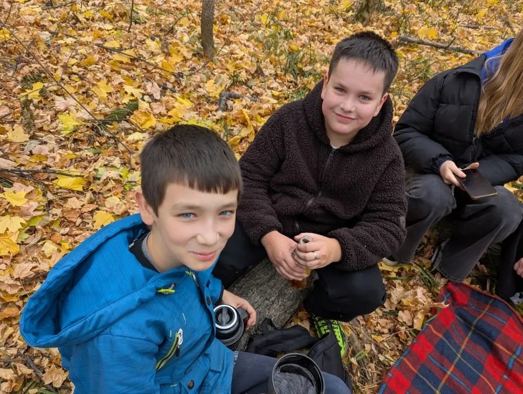 Прогулка в осеннем лесу