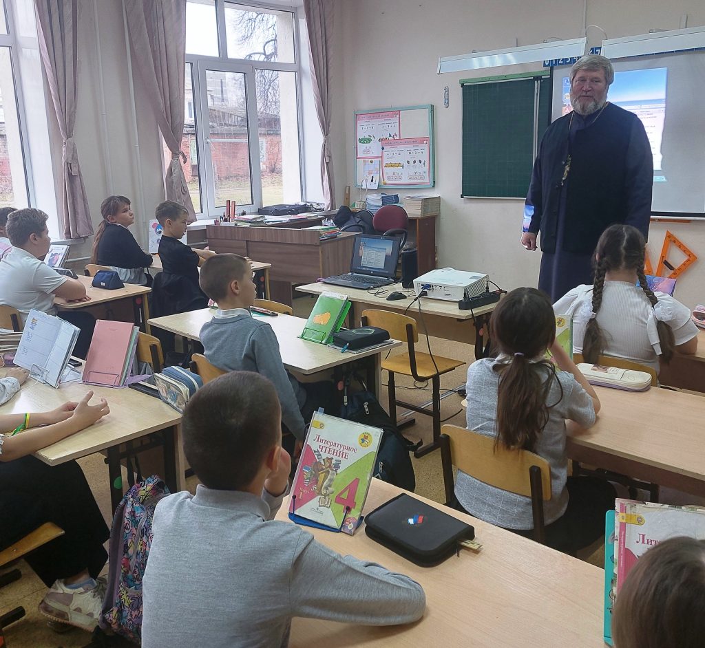 Беседа со священнослужителем храма Серафима Саровского